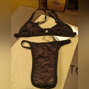 Gucci Bralette & Panties Set. S